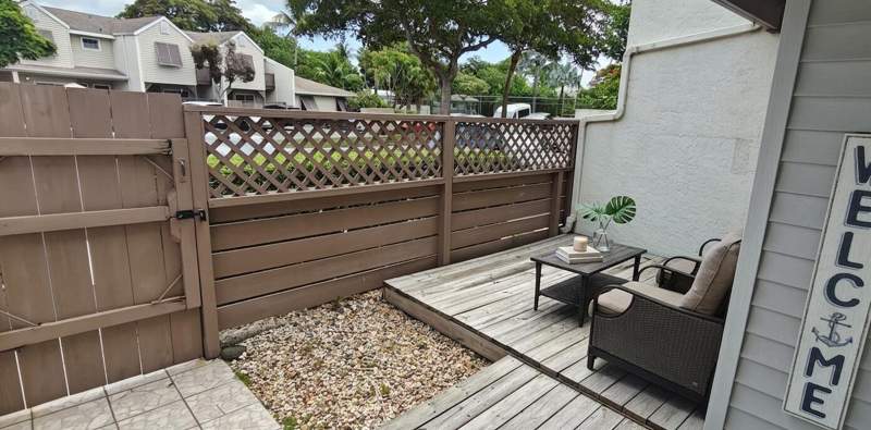 2 bedroom Single Family Residence at 4874 N Hemingway Circle, Woodlake Shores, Margate — photo 3