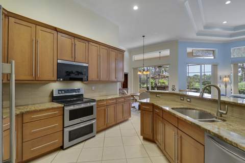 8618 Tompson Point Road, Port St. Lucie FL - photo 16 of 76