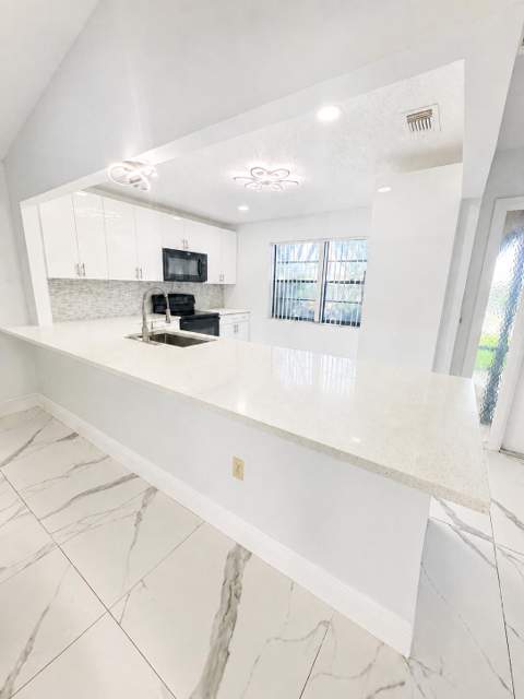 23301 Barlake Drive #23, Boca Raton FL - photo 11 of 25