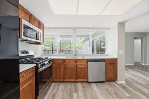 10830 NW 29th Court, Sunrise FL - photo 7 of 27
