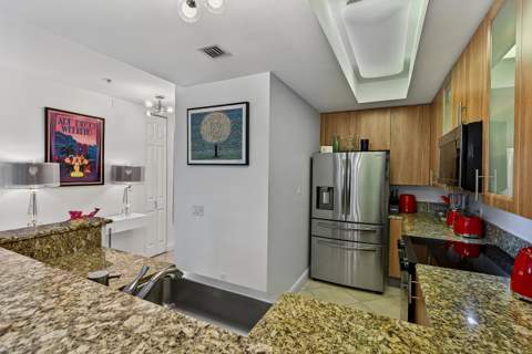 2631 NE 14th Avenue #316, Wilton Manors FL - photo 17 of 60