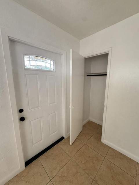 2304 NW 15th Court, Fort Lauderdale FL - photo 20 of 35