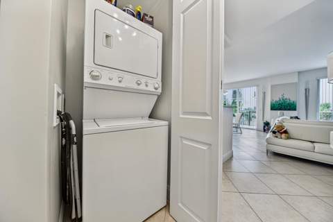 2631 NE 14th Avenue #316, Wilton Manors FL - photo 14 of 60