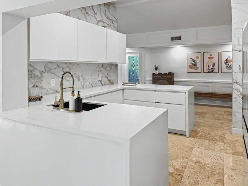 4 bedroom Single Family Residence at 2836 NW 11th Avenue, Jenada Isle, Wilton Manors — photo 3