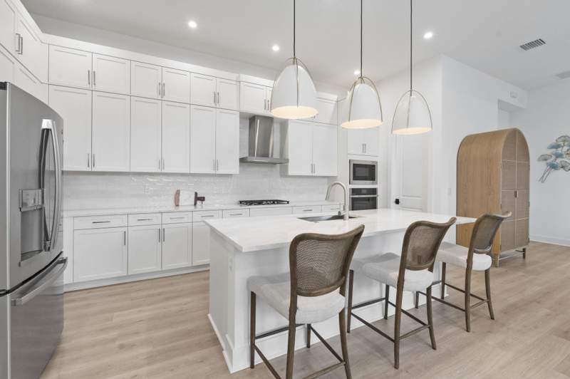 3 bedroom Single Family Residence at 6941 SE Haven Lane, Cove Royale Pud Phase 1, Stuart — photo 4