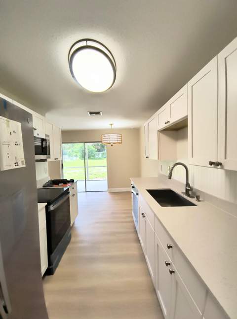 6903 Coquina Avenue, Fort Pierce FL - photo 12 of 26