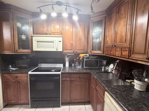3090 Holiday Springs Boulevard #105, Margate FL - photo 9 of 16
