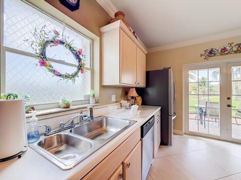 13 Swallow Drive, Boynton Beach FL - photo 12 of 41
