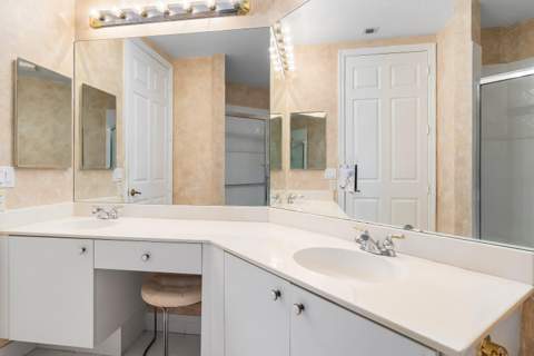 7927 Exeter Boulevard, Tamarac FL - photo 19 of 53