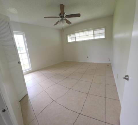 2950 SE San Jeronimo Road, Port St. Lucie FL - photo 23 of 34