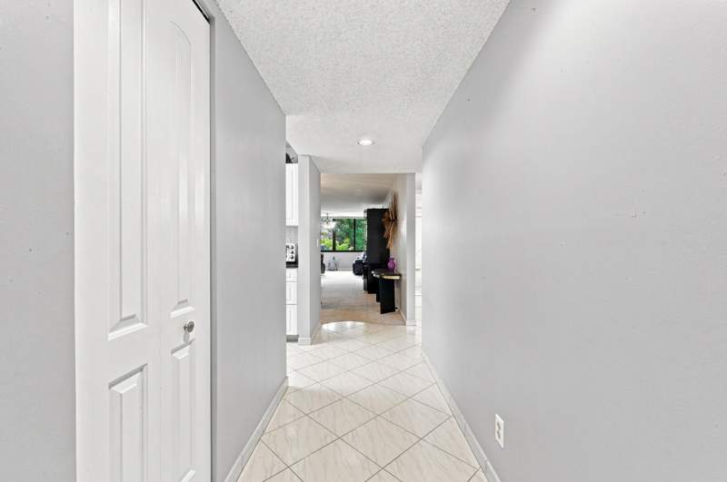 2 bedroom Condominium at 15075 Witney Rd #303, Lakes Of Delray, Delray Beach — photo 4
