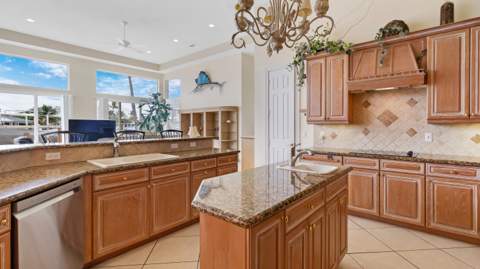 2761 SE 9th Street, Pompano Beach FL - photo 16 of 54