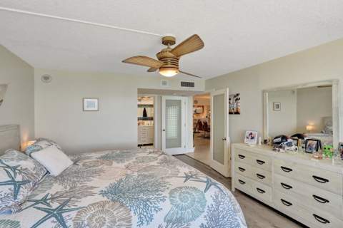 1012 N Ocean Boulevard #905, Pompano Beach FL - photo 11 of 34