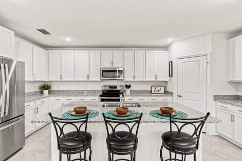 226 SW Milburn Circle, Port St. Lucie FL - photo 8 of 44