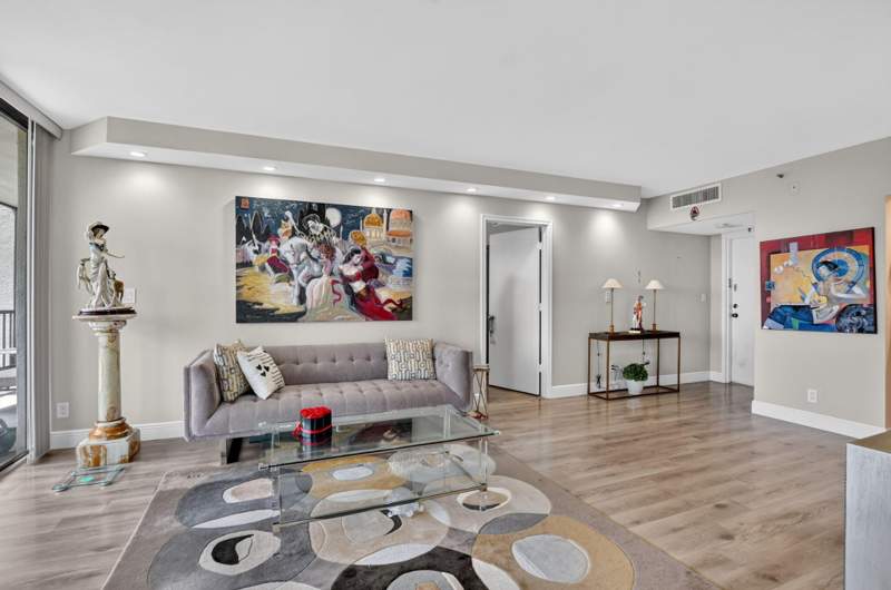 2 bedroom Condominium at 6805 Willow Wood Drive #5051, Willow Wood Midrise Condo, Boca Raton — photo 5