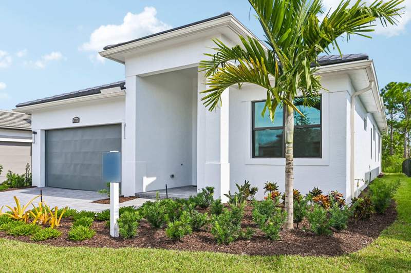 4 bedroom Single Family Residence at 2157  SE Mosaic Boulevard, Mosaic, Port St. Lucie — photo 2