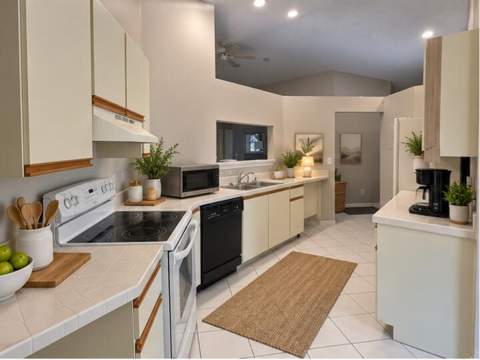 48 Buxton Lane, Boynton Beach FL - photo 6 of 23