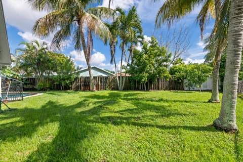 9965 NW 23rd Street, Coral Springs FL - photo 9 of 30