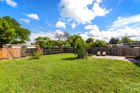 5581 Calico Road, West Palm Beach FL - photo 22 of 27