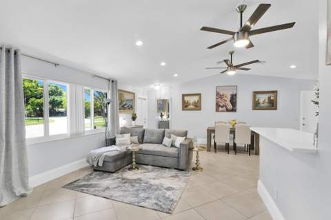 432 SW Natura Avenue, Deerfield Beach FL - photo 8 of 58