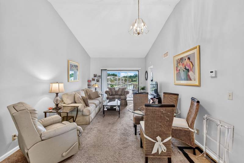 2 bedroom Condominium at 330 Palmwood Place #208, Lake Windwood, Boca Raton — photo 5