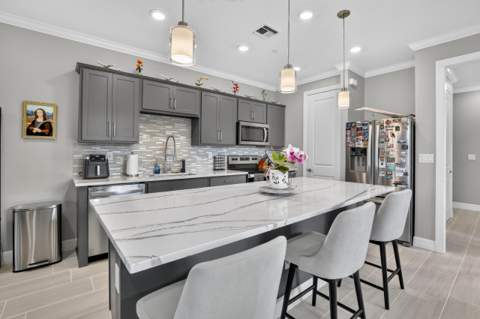 765 NW 84th Terrace, Plantation FL - photo 7 of 31