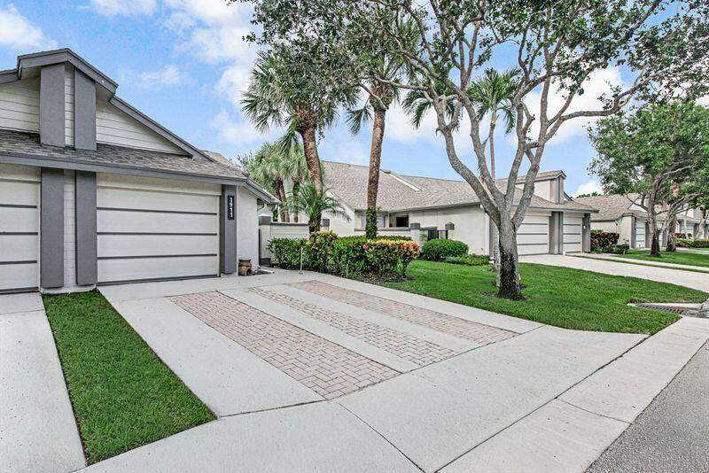 2 bedroom Townhouse at 1911 Landings Boulevard, Landings At River Bridge, Greenacres — photo 2