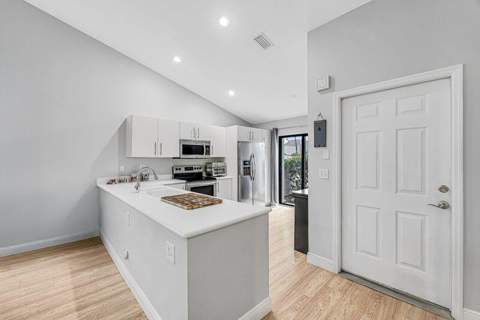 1911 Landings Boulevard, Greenacres FL - photo 15 of 30
