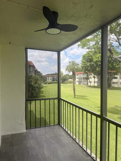 830 S Hollybrook Drive #204, Pembroke Pines FL - photo 9 of 14