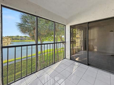 330 Palmwood Place #210, Boca Raton FL - photo 16 of 18