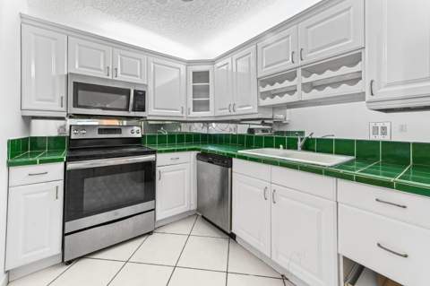 3575 S Ocean Boulevard #309, South Palm Beach FL - photo 9 of 24