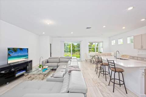 5788 SE Skyblue Circle, Stuart FL - photo 7 of 48