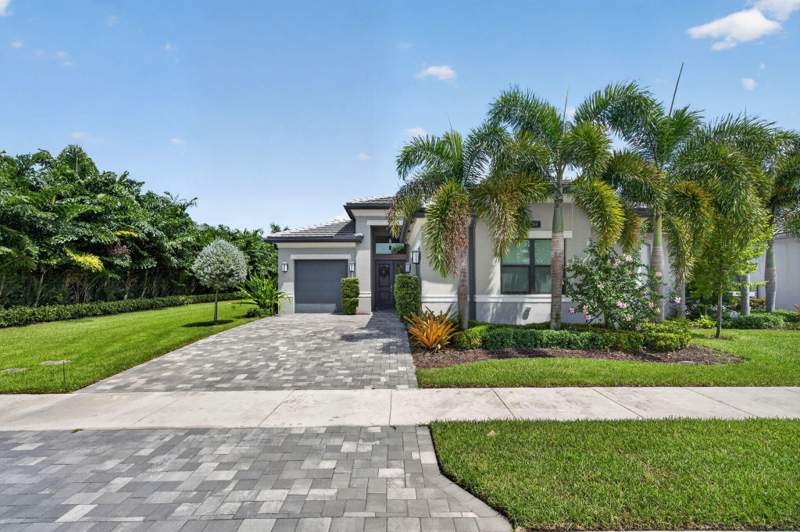 3 bedroom Single Family Residence at 11364 Virginia Pine Court, Valencia Grand Whitworth Agr Pud, Boynton Beach — photo 2