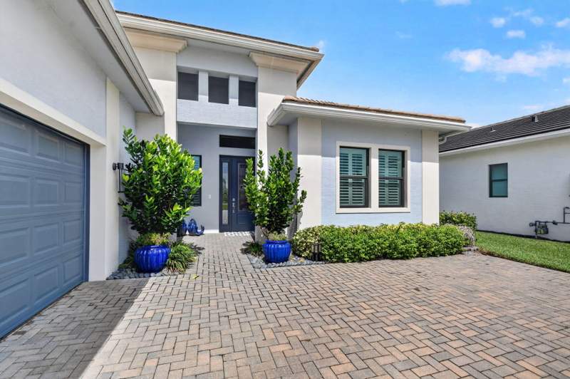 3 bedroom Single Family Residence at 15745 Cresswind Place, Cresswind Palm Beach, Westlake — photo 3