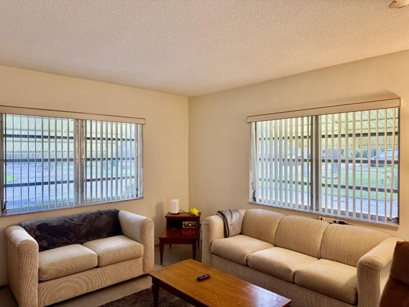 1 bedroom Stock Cooperative at 1501 Arthur Street #5, Westchester Arms Co-Op, Hollywood — photo 2