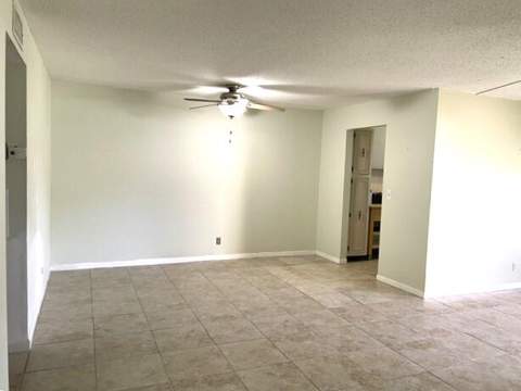 892 High Point Boulevard #B, Delray Beach FL - photo 7 of 41