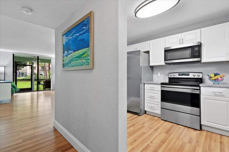 1 bedroom Condominium at 4760 Lucerne Lakes Boulevard #105, Sunrise Of Palm Beach , Lake Worth — photo 5