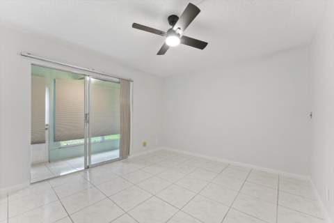 398 Tilford, Deerfield Beach FL - photo 13 of 38
