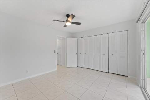 398 Tilford, Deerfield Beach FL - photo 14 of 38