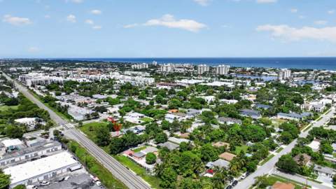 115 SE 5th Street, Delray Beach FL - photo 15 of 17