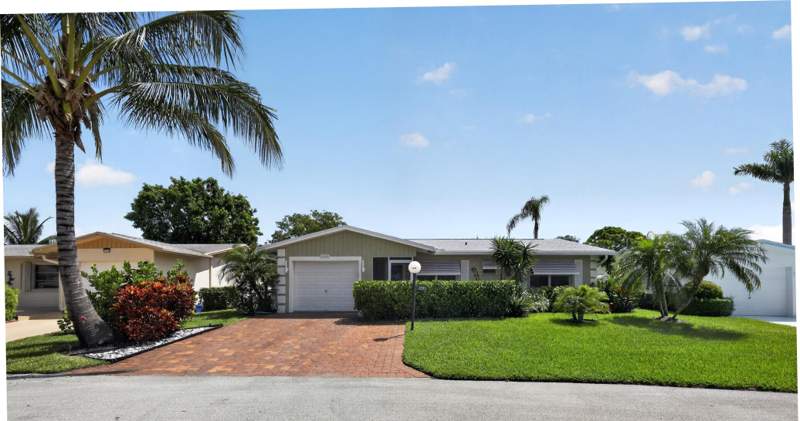 2 bedroom Single Family Residence at 3550 Joseph Drive, Cypress Lakes 2, West Palm Beach — photo 3