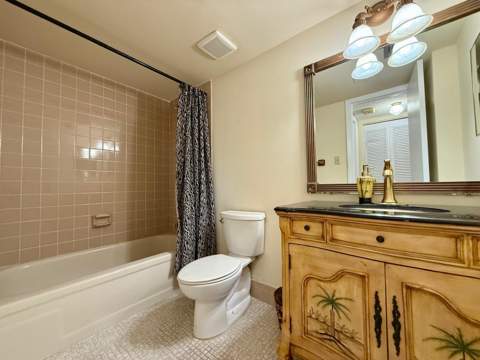 2212 S Cypress Bend Drive #303, Pompano Beach FL - photo 10 of 17