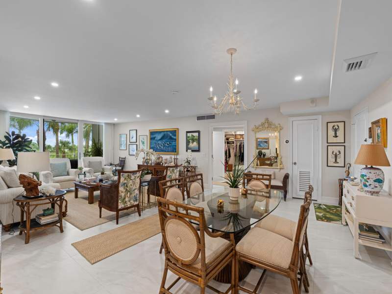 2 bedroom Stock Cooperative at 2295 S Ocean Boulevard #314, Twenty Two Ninety Five South Ocean Blvd, Palm Beach — photo 5