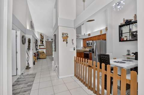9219 Vineland Court #D, Boca Raton FL - photo 8 of 52