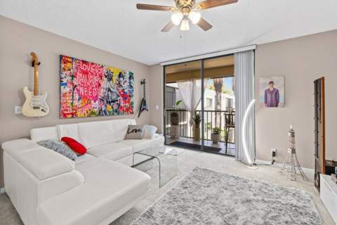 5100 Las Verdes Circle #316, Delray Beach FL - photo 7 of 24