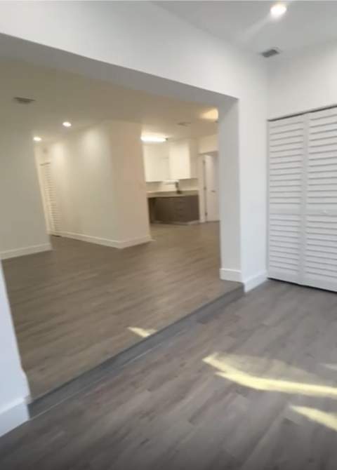 517 NW 16th Avenue, Fort Lauderdale FL - photo 13 of 22