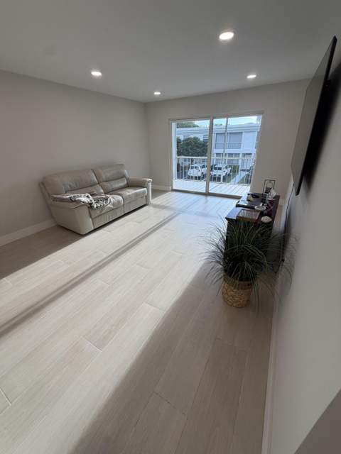 6347 Bay Club Drive, Fort Lauderdale FL - photo 7 of 23