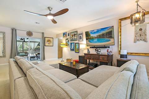 2242 NW 3rd Court, Boca Raton FL - photo 7 of 41