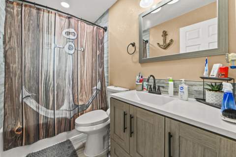 1006 Center Stone Lane, Riviera Beach FL - photo 23 of 42