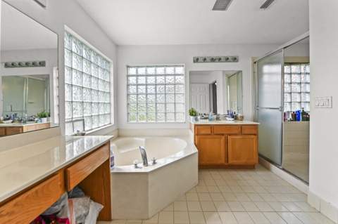 1006 Center Stone Lane, Riviera Beach FL - photo 21 of 42